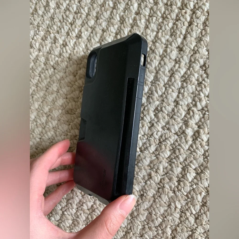 Apple IPhone X White 256 GB Unlocked & black phone case